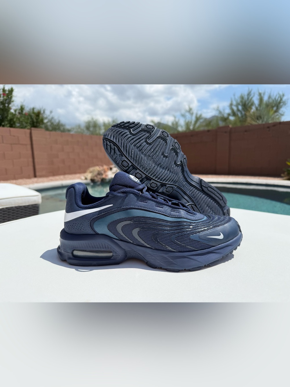 Nike Air Max Fire men’s 9.5 Midnight Navy EUC